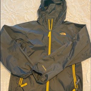 North face kids size med 10/12  rain jacket .